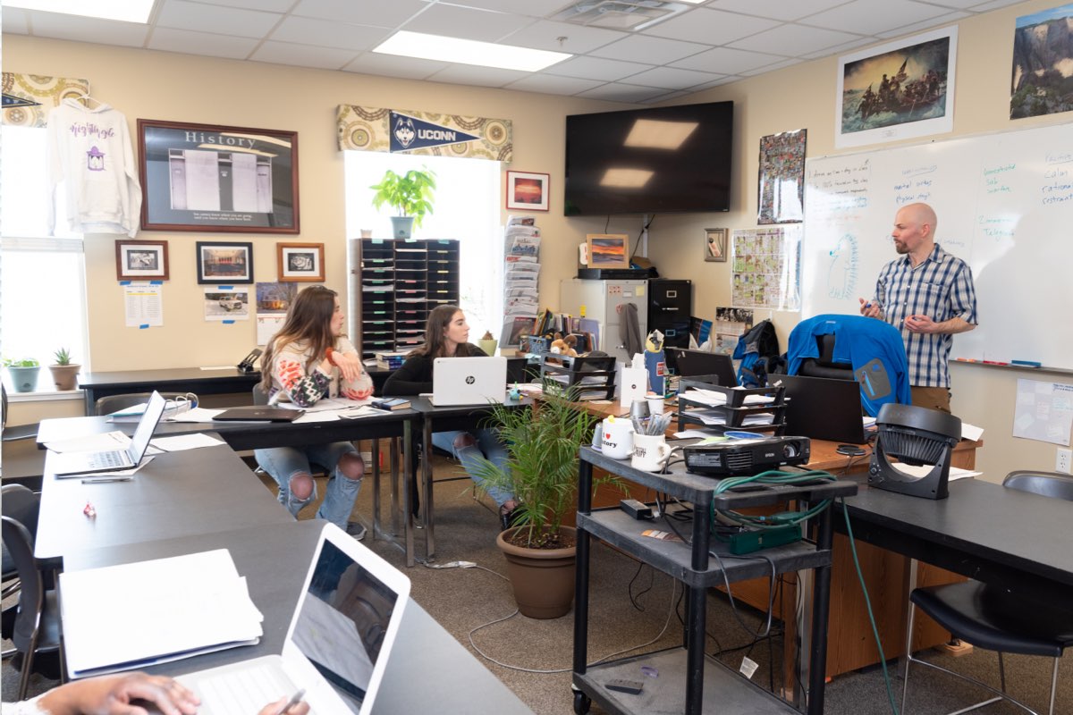 Students in class at the Saratoga Springs campus, New Haven Residential Treatment Center