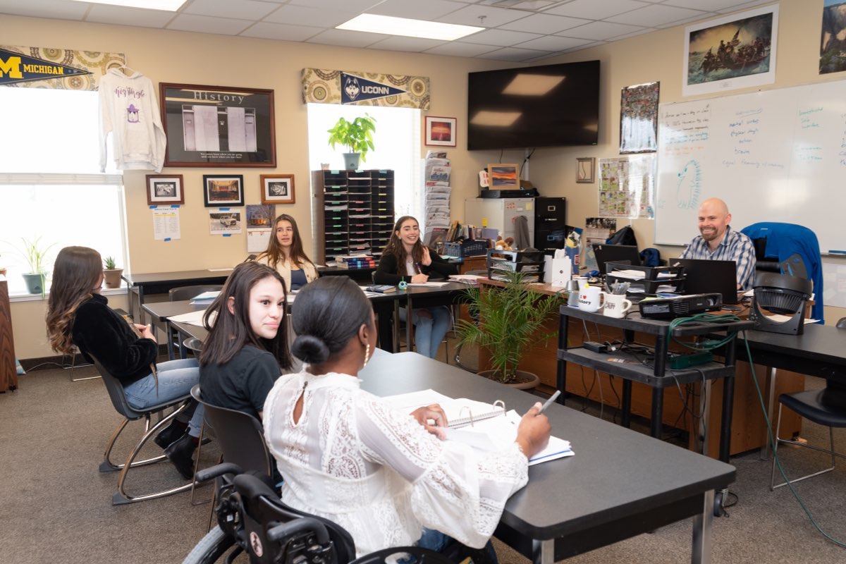 Students in class at the Saratoga Springs campus, New Haven Residential Treatment Center